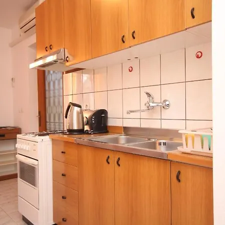 7153b Apartment Fazana